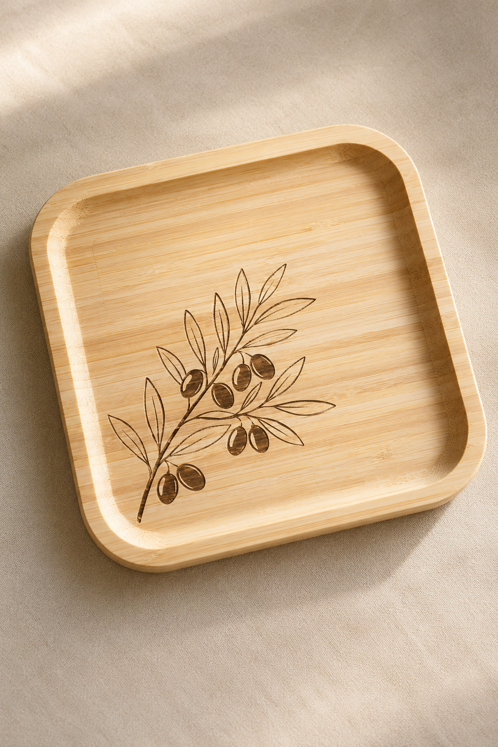 Signature Zeytin Dalı Desenli Kare Bambu Meyve ve Sunum Tabağı
